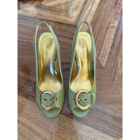 Anne Klein PT Mistral Green and Gold Buckle Peep Toe Wedge Slingback Wicker Heel - Picture 2 of 8